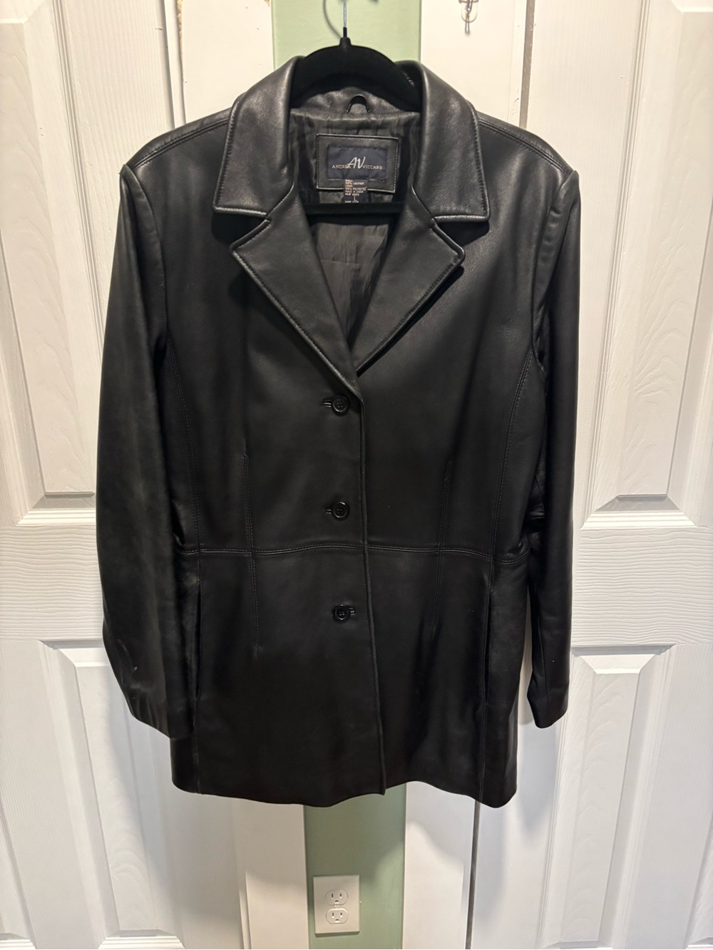 ANDREA FENZI Black Leather Button-Front Jacket